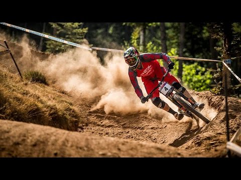 Steep, Dusty, and Fast Dowhill MTB at the Valnord Finals - UCI MTB World Cup 2016
