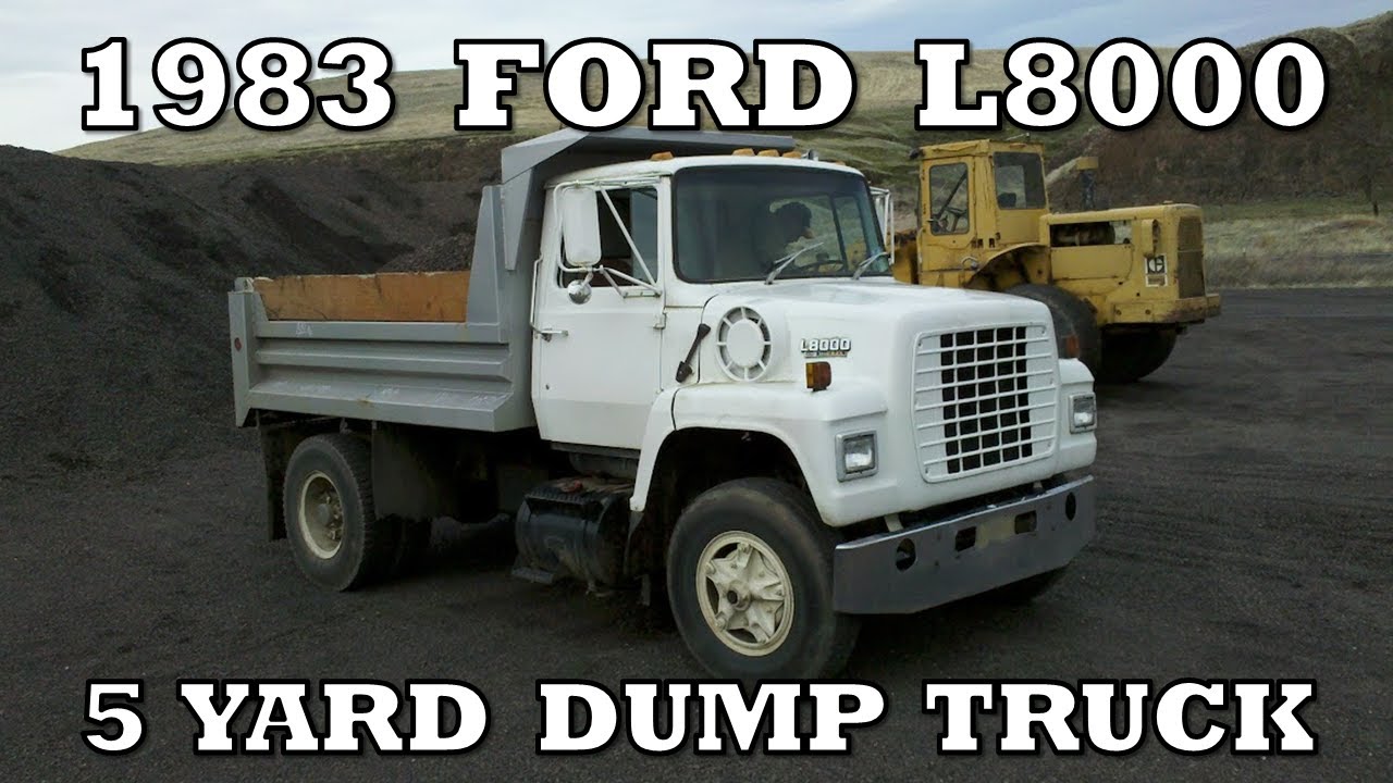 1983 Ford 8000 truck #7