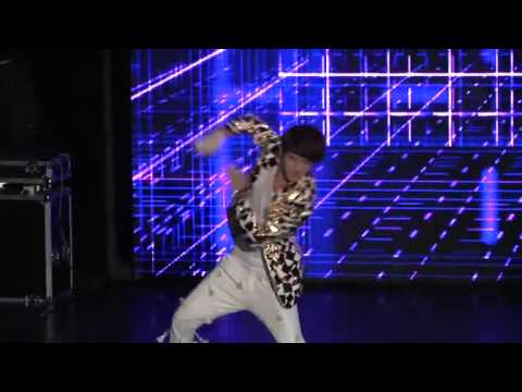 120401 EXO China Showcase - Kai + Se Hun