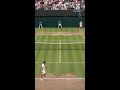 Wimbledon 2024 | Carlos Alcaraz takes lead (2-1) after winning set 3 | #WimbledonOnStar