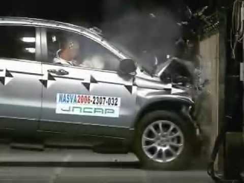 crash test video Honda CR-V 2004 - 2007
