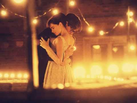 The Theory of Everything - Soundtrack ending scene (The Cinematic Orchestra - Arrival of the birds)