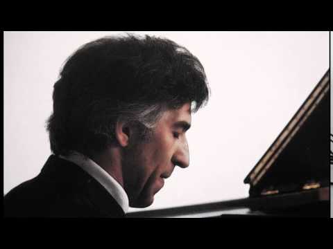 Ashkenazy, Chopin The Waltz No.15 in E major, Op.posth.