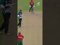 Suzie Bates dances down and launches big 🚀