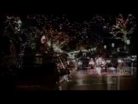 A Christmas Kiss'