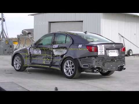 Видео краш-теста Lexus Is с 2005 года