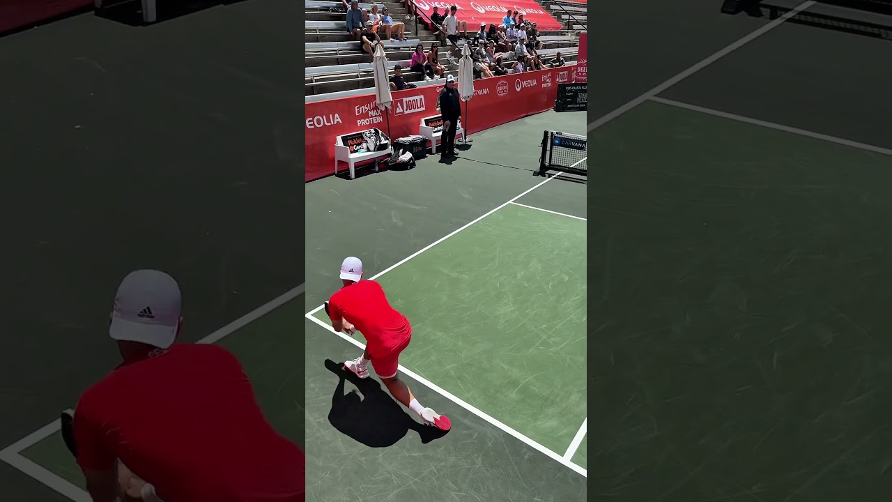 The 65 seed just beat Fed Staksrud, the number 1 pickleball player in the world 😳