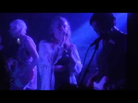 Dream Wife - Somebody live @ The Great Escape, Brighton 2017