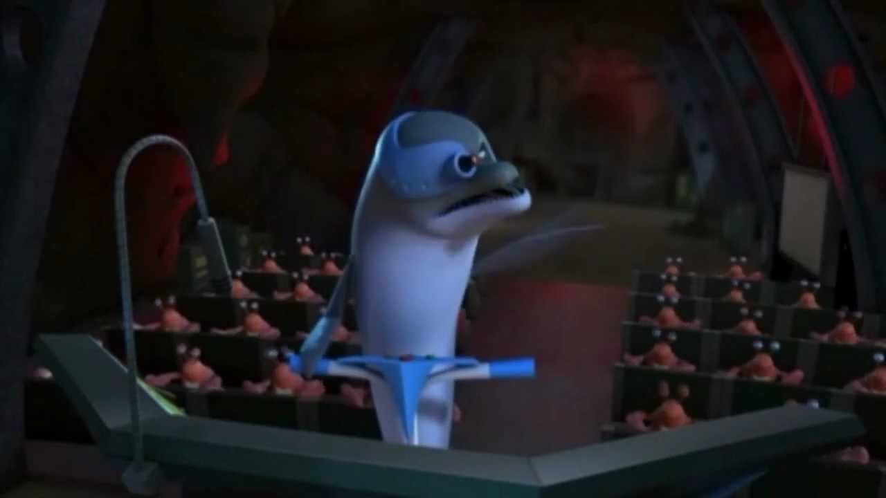 The Penguins of Madagascar -- Batman Begins trailer - YouTube