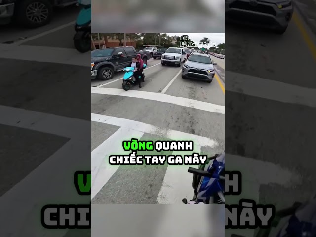 Biker Biểu Diễn Kỹ Năng Khi Đèn Đỏ @brian636