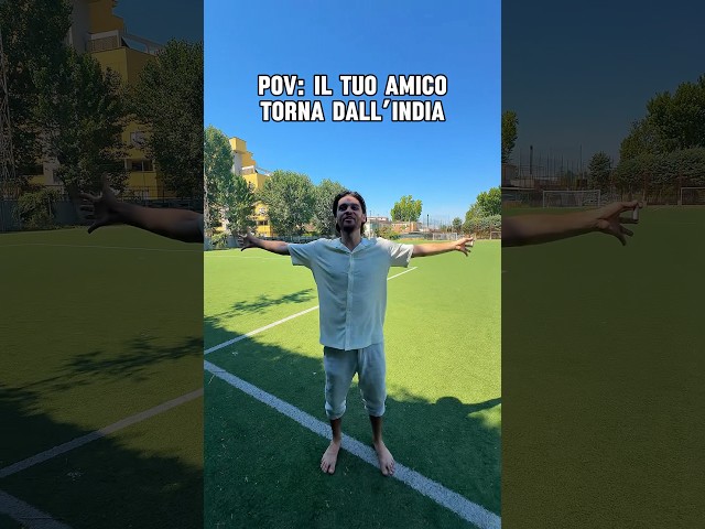Una partita tra buon cibo, elicotteri e mucche 🇮🇳😂 #india #bollywood #ironia #calcio #football