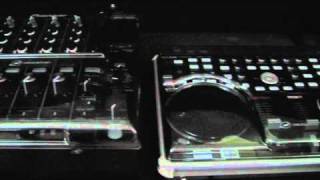 Decksaver DS-PC-SL1200 Protective Cover for Technics SL-1200 and Pioneer PLX-1000 in action - learn more