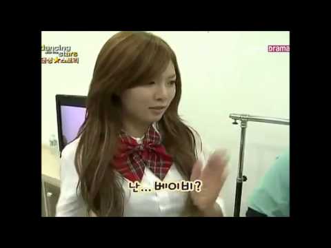 4Minute - HyunA Speaking English Compilation + Bonus.