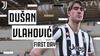 Dušan Vlahović's first day as a Juventus player! | Behind the scenes 🎬?