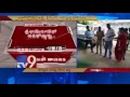 Man kills wife by slitting her throat in Suryapeta