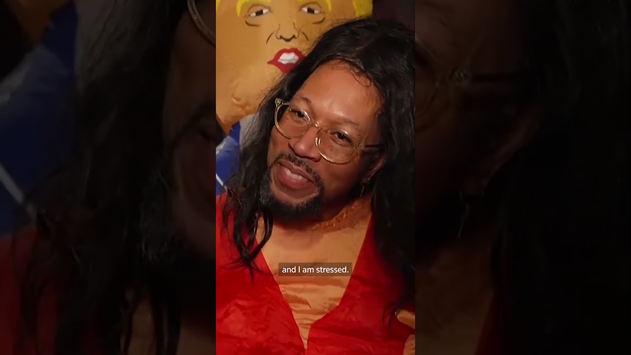 Annual high-heel drag queen race lights up Washington Halloween | REUTERS