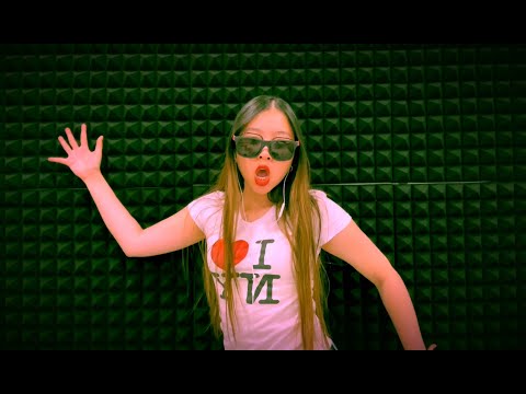 Lori Phun - Venom In Your Eyes (Official Music Video)