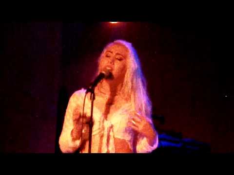 Kali Uchis' cover of Selena's