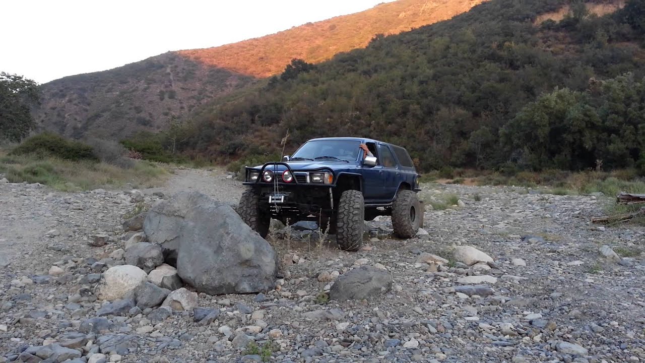 toyota 4runner rock crawling #6