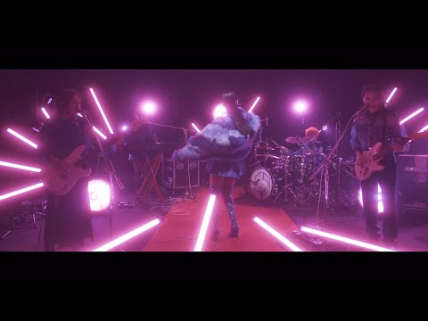 女王蜂 『催眠術(Hypnotize)』Official Studio Live Clip