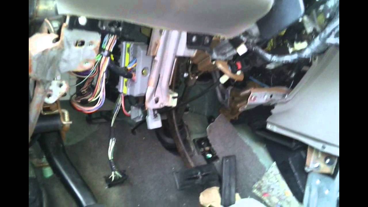 How to take out your BCM 2001 - 2007 Chrysler Minivans ... fuse box for 1997 dodge stratus 