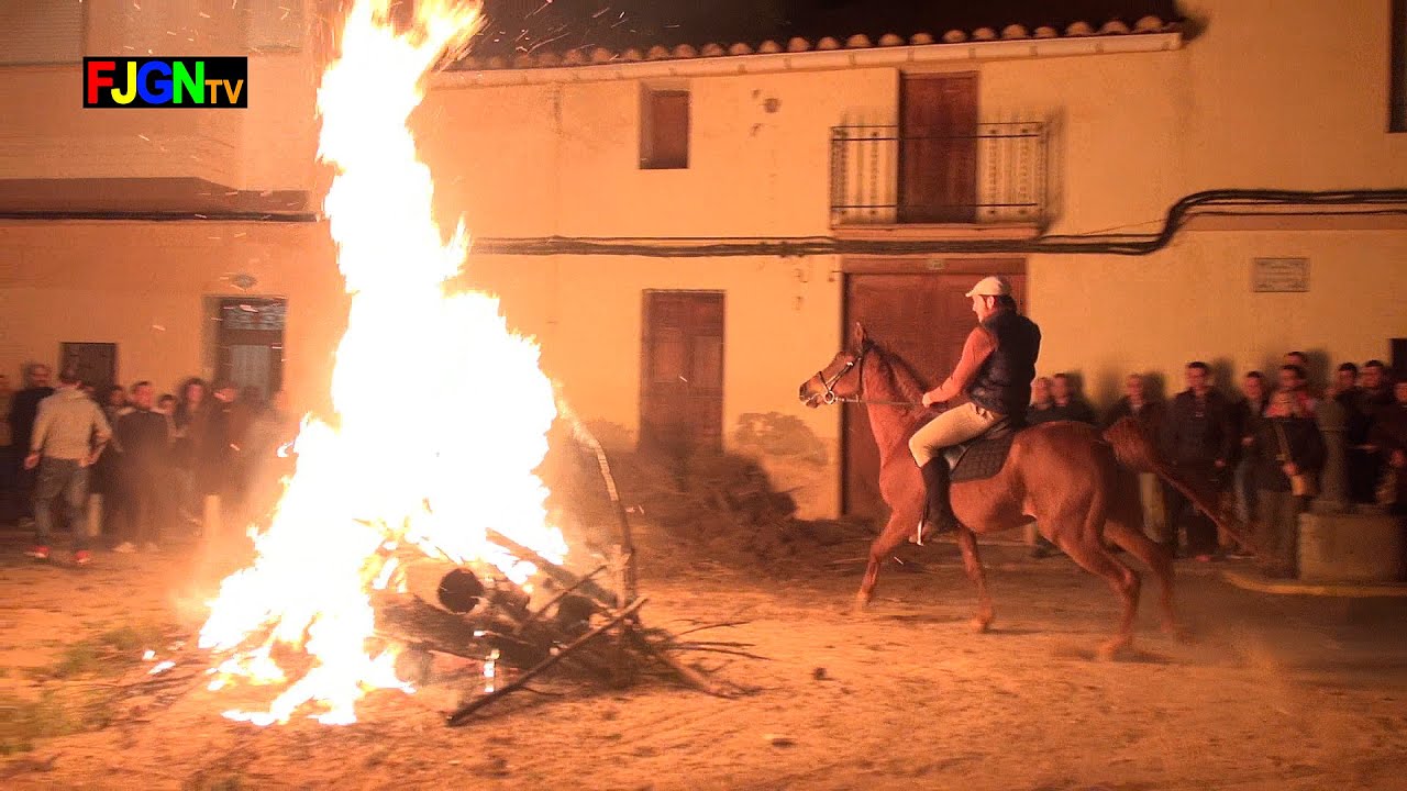 Pasacalle Sant Antoni 2016 - La Vilavella Pasacalle Sant Antoni 2016 - La Vilavella