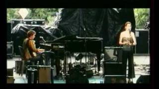 Yann Tiersen-live aux eurock rue de cascades