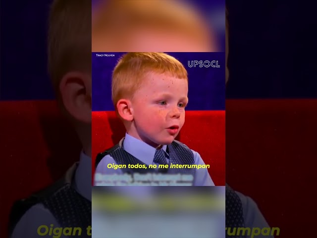 Niño de tres años se roba el show y el corazón de Steve Harvey #shorts
