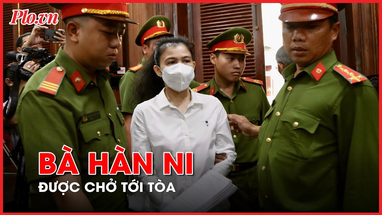 Bà Hàn Ni và ông Trần Văn Sỹ được chở tới tòa, an ninh được thắt chặt - PLO