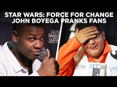 John Boyega Pranks Star Wars Fans with Surprise Photobomb at Celebration | Force For Change
