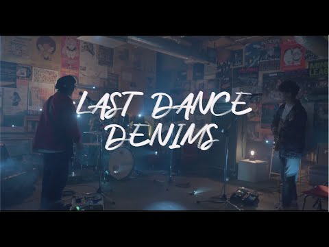 DENIMS -