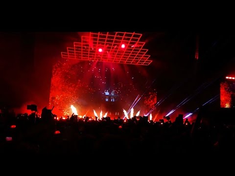 Kygo with Justin Jesso - Firestone (Live at Palacio de los Deportes, Mexico City)