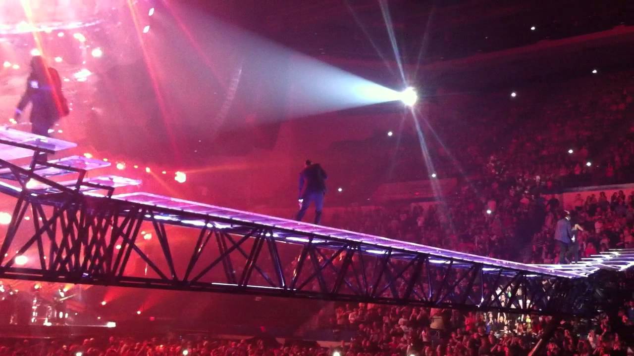 Justin Timberlake 20/20 Experience Tour Moving stage