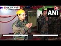 Diwali Celebrations: Border पर सेना के जवानों ने मनाया Diwali का जश्न, पूजा के बाद जलाए पटाखे - 02:15 min - News - Video