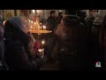 Roses, tears and a solemn goodbye: Mourners honor the memory of Alexei Navalny  - 00:50 min - News - Video