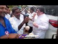 Minister Ponnam Prabhakar Eating Thati Munjalu (Ice Apple) On Road Side | Husnabad | V6 News  - 03:05 min - News - Video