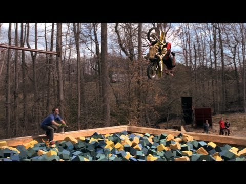  On Pace w- Pastrana : Pastranaland - S02E05