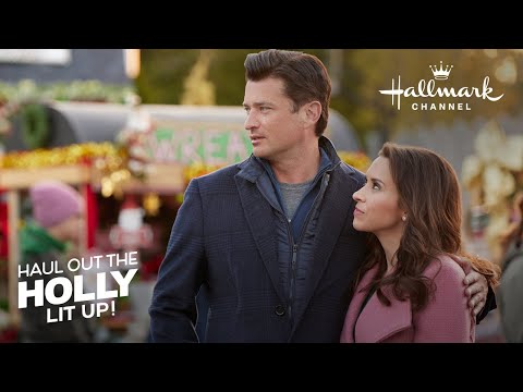 Haul out the Holly: Lit Up'