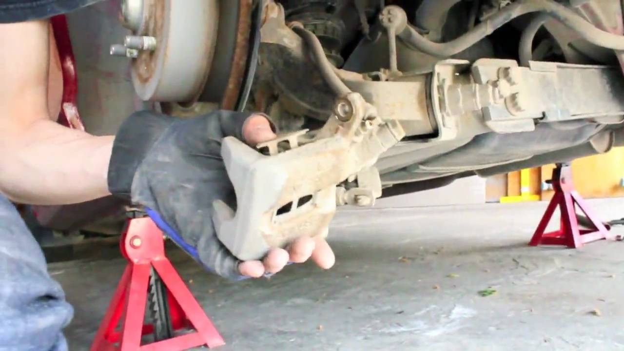 How to replace rear brake pads on 2007 honda civic #5