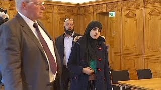 Суд ФРГ запретил школьнице-мусульманке плавать одной