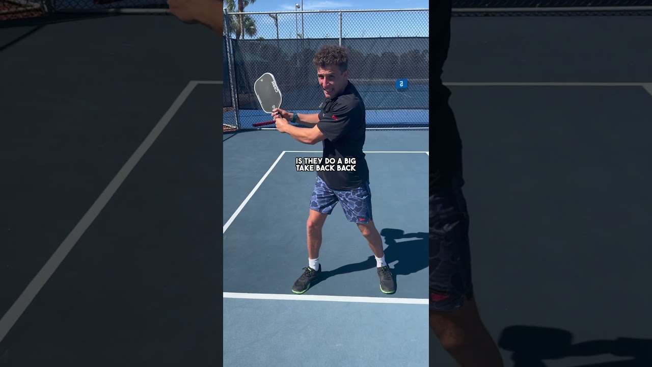 2-Handed Counter Attack in Pickleball! #pickleball #pickleballtips