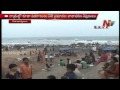 Heavy Rush to Vizag RK Beach due to High Temperature