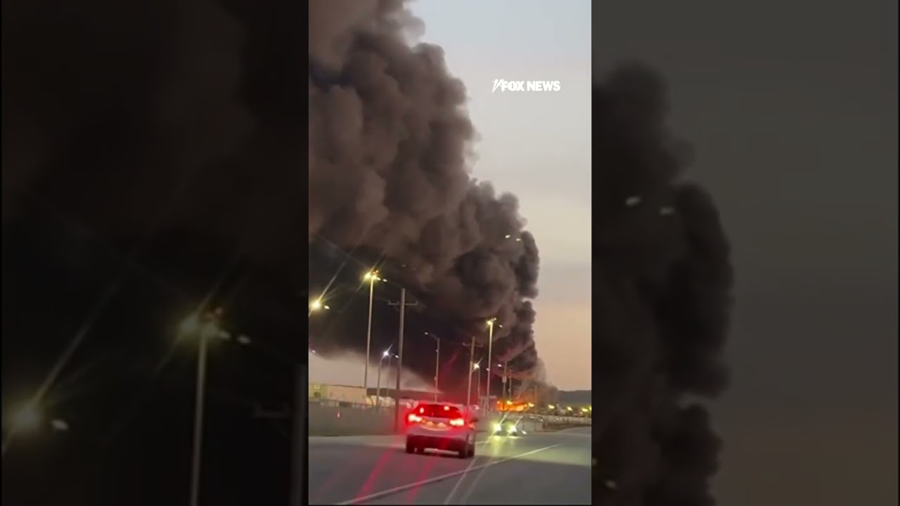 BREAKING: Plane crash leaves multiple people injured, police say #breakingnews #shorts #plane #new