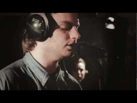 Mac DeMarco - The Stars Keep On Calling My Name - (Here Today Sessions)