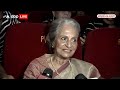 Waheeda Rehman ने Dev Anand और गाइड पर फिल्म पर रोचक बात बताई  - 04:00 min - News - Video