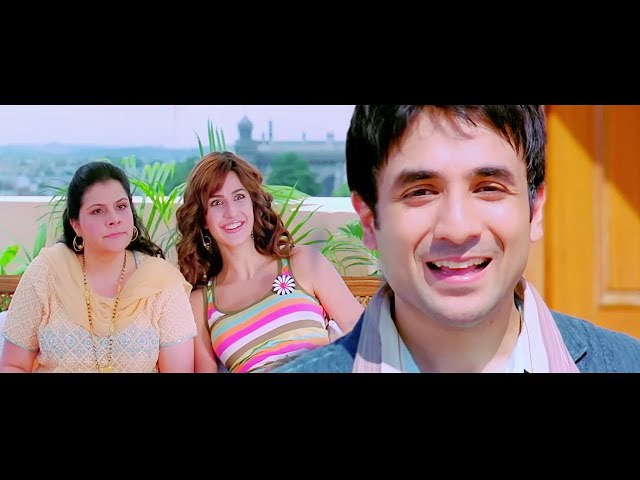 Physical Compatible ? इसका मतलब शादी से पहले सुहागरात मनाना है ? Namastey London Comedy Scene