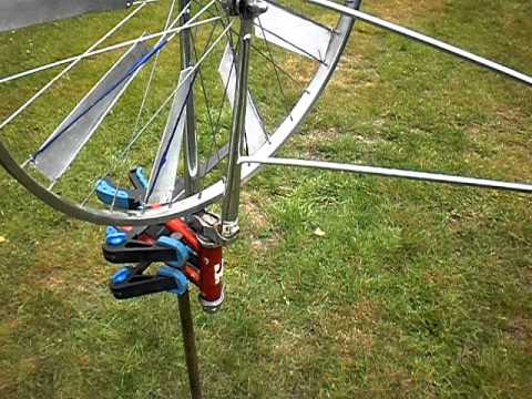 Bicycle wheel windmill