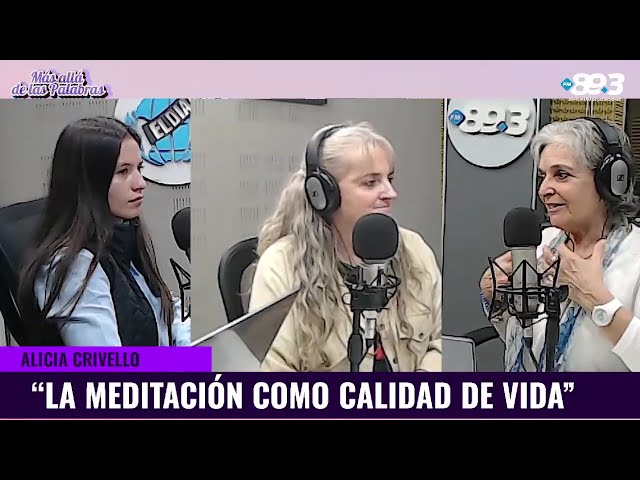Más allá de las palabras es un programa de radio que trata exclusivamente temas de espiritualidad, metafísica y psicología. Se transmite por la FM 89.3 los miércoles de 20 a 21 hs., y también está disponible en streaming en YouTube.