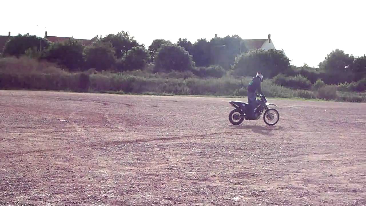 Bmw f650gs wheelie #4