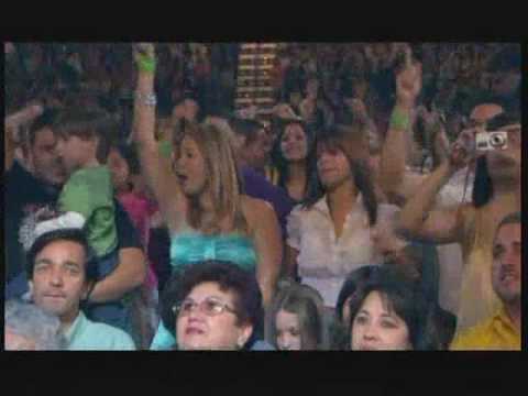 Wisin y Yandel - Llame pa´ verte & Rakata (LIVE)